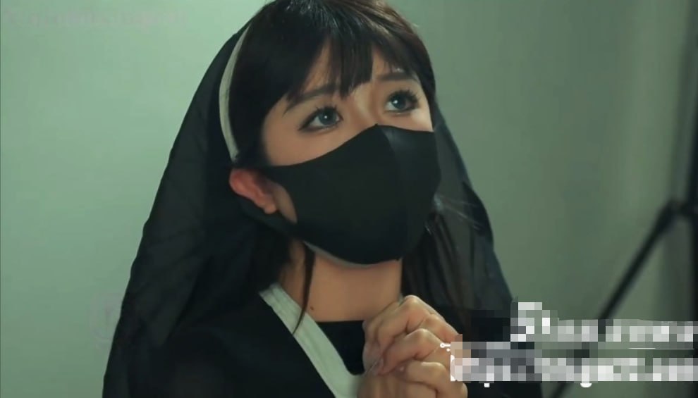 东方尹人在线av视频,メイリン モデルコレクション メ,观看免费无删减完整版